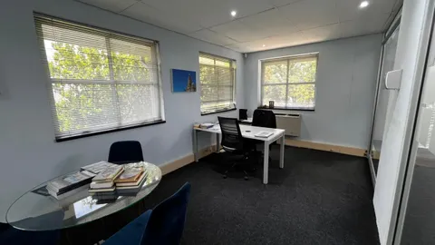 WhatsApp Image 2025-12-01 at 08.07.44 (1).